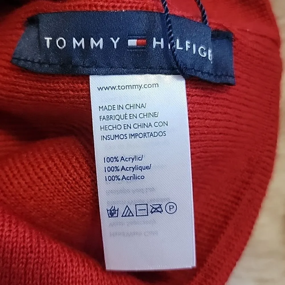 𝅺TOMMY HILFIGER RED WINTER BEANIE, NEW!